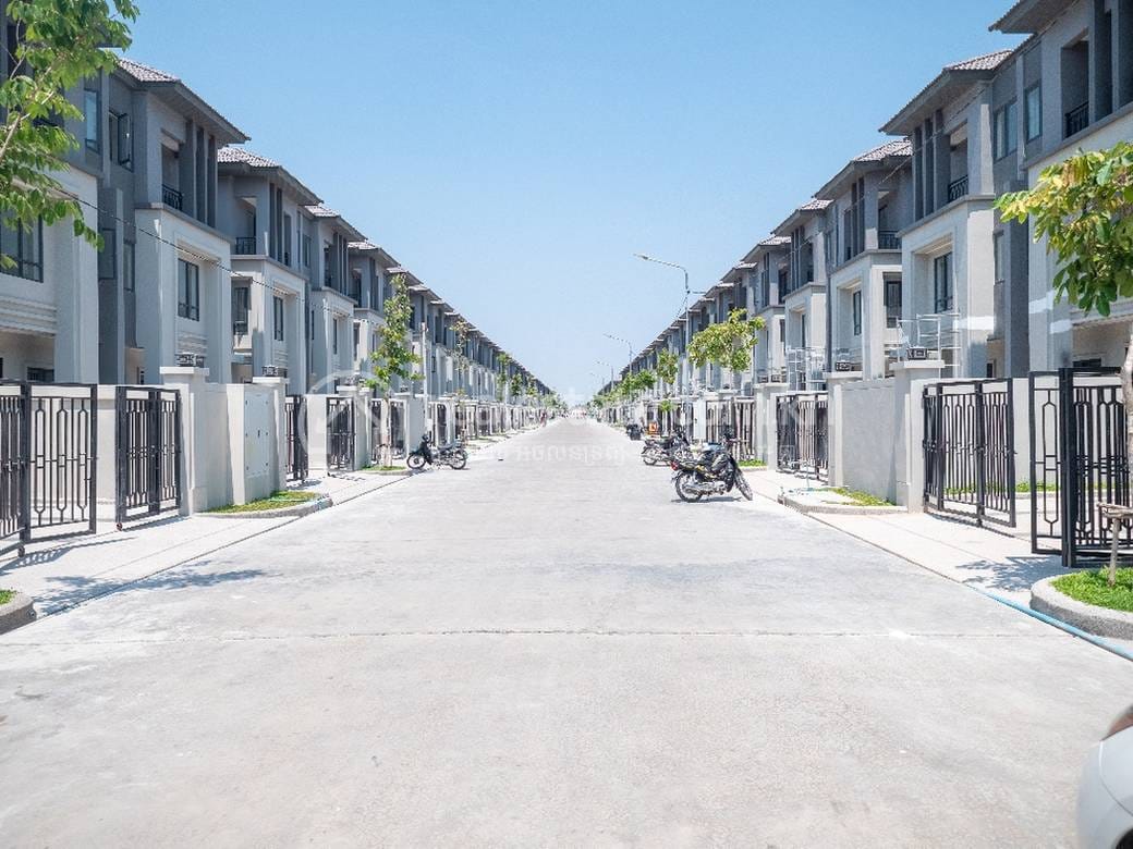 วิลล่าแฝด สำหรับขาย ใน Preaek lieb, จเรยจังวา, พนมเปญ