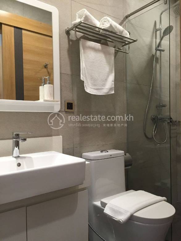 Boeng Keng Kang Condo For Rent in BKK 1 Boeng Keng Kang $550