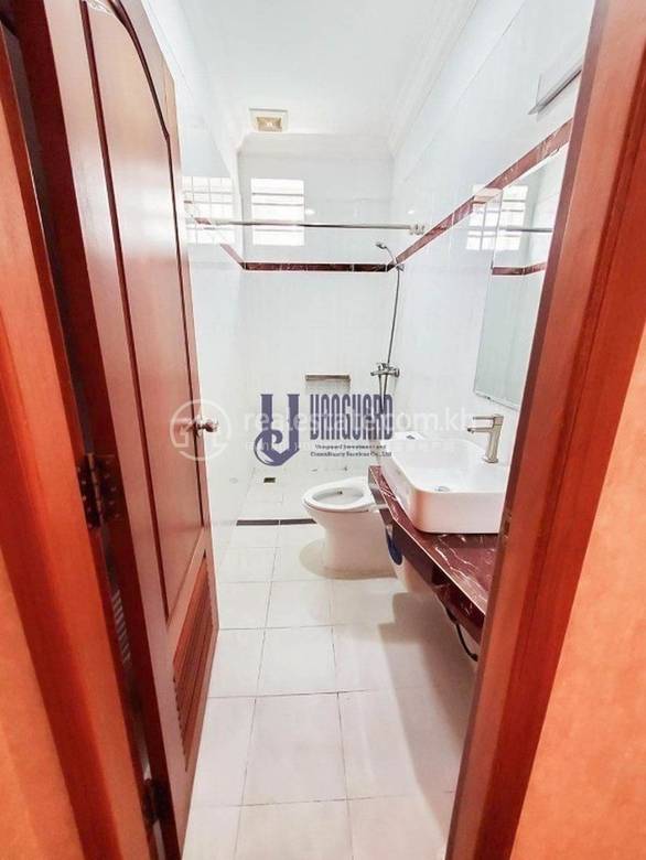 Apartment For Rent in Chamkarmon $250