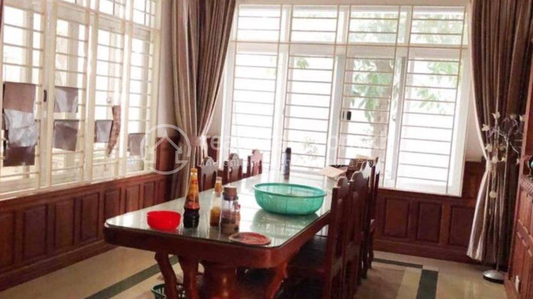Вилла Для Продажи in Chroy Changvar $115,000