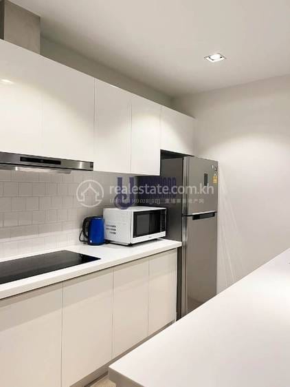 Condo Na wynajem w Sen Sok $1,200