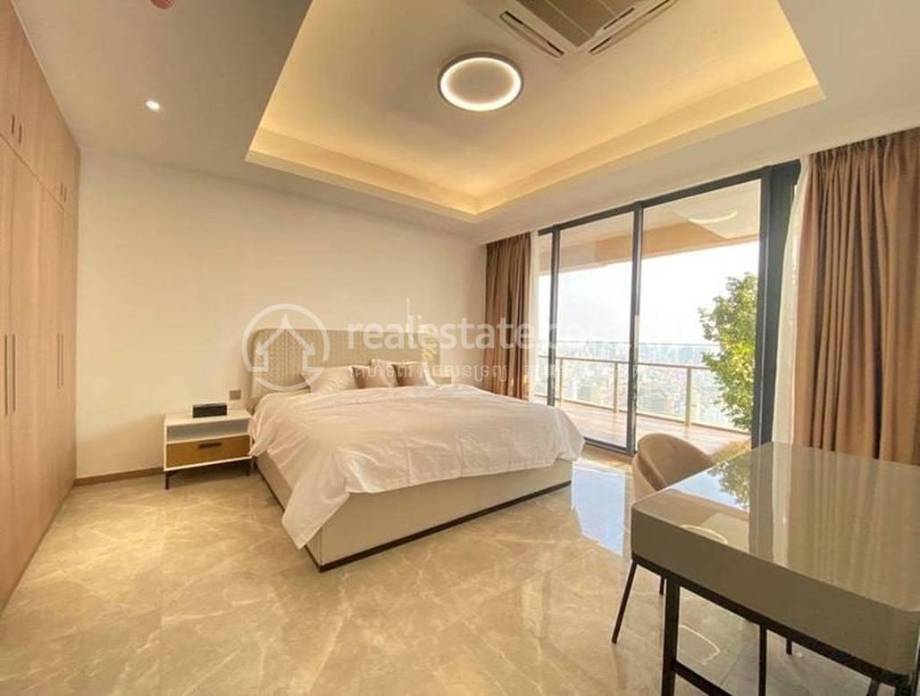 อพาร์ทเม้นท์ สำหรับเช่า ใน 7 Makara $3,600