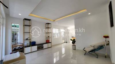     , Bak Kaeng分区, 水净华区, 金边