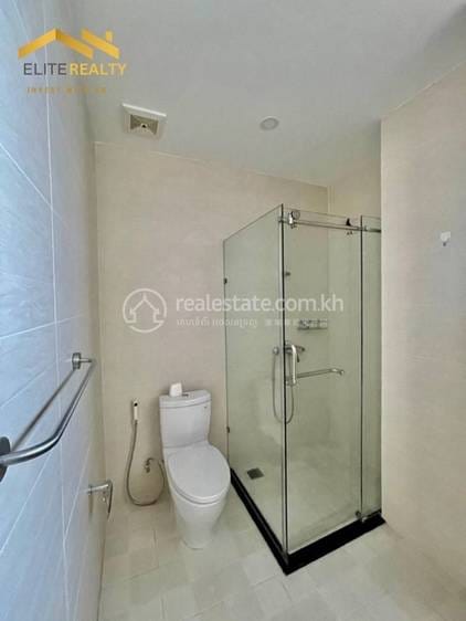 Daun Penh套房出租，价格$1,050