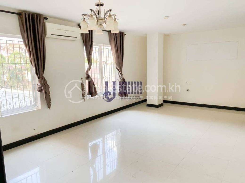 Boeung Kak 1 Bâtiment À louer à Boeung Kak 1