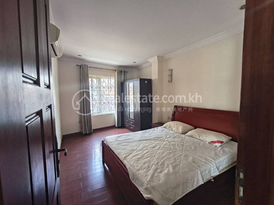 Daun Penh Apartment For Rent in Daun Penh