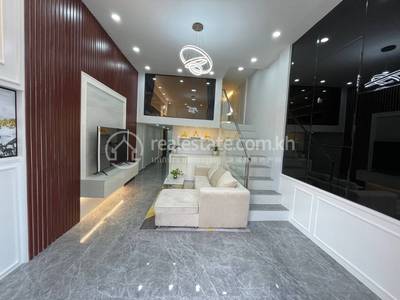  , Phsar Chas, Daun Penh, プノンペン