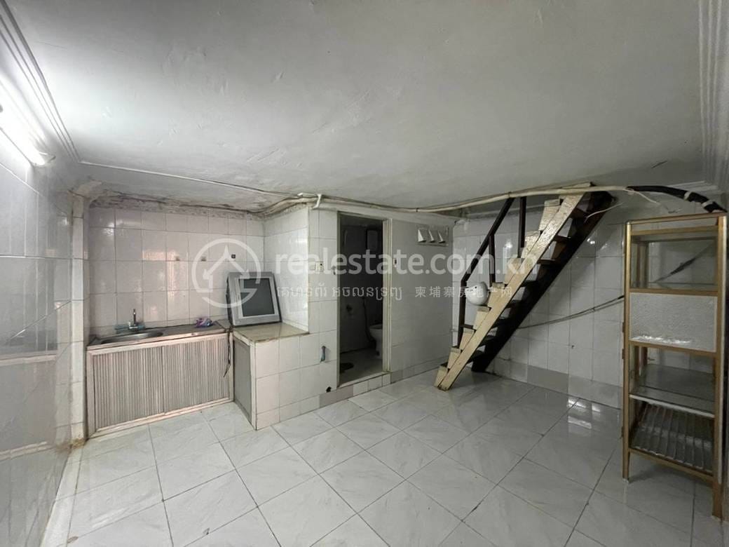 Daun Penh Shophouse For Sale in Daun Penh