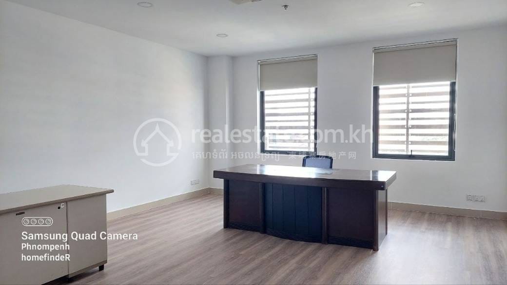 Kanceláře K pronájmu in Boeng Keng Kang $1,200