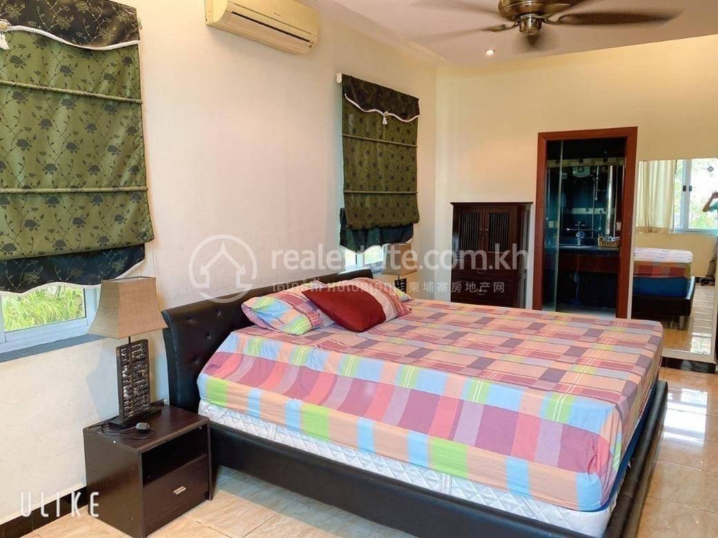 Vila For Sale & Rent in Chamkarmon $1,100,000