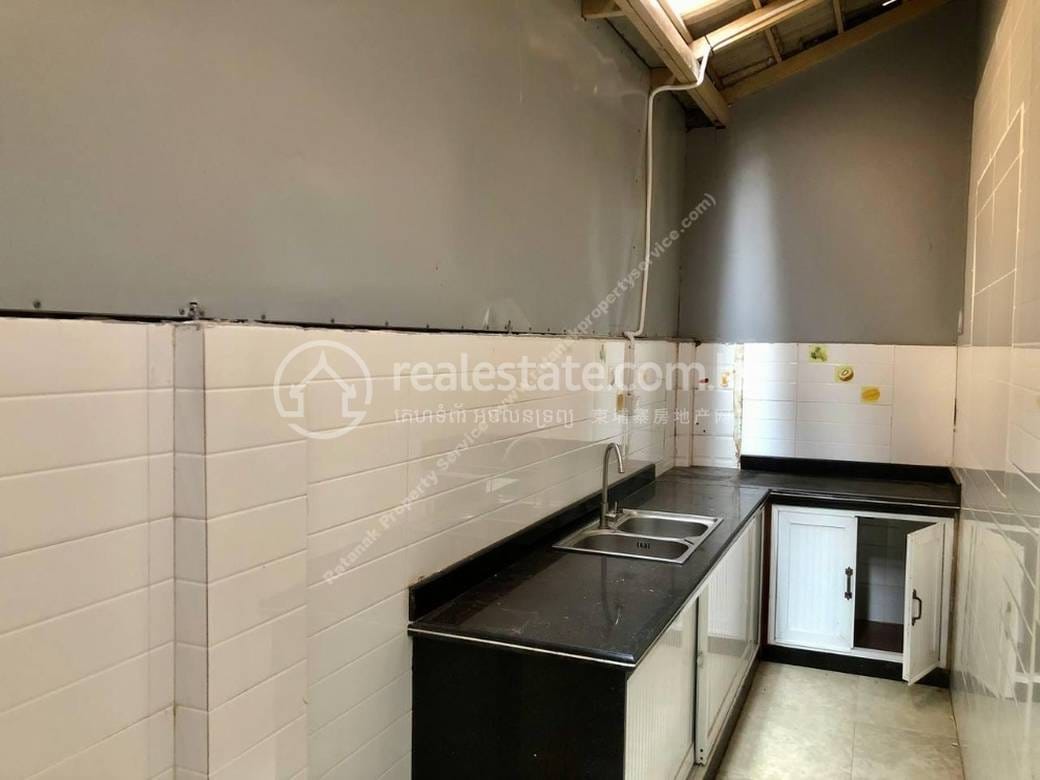 Вилла Для Аренды in Chroy Changvar $800
