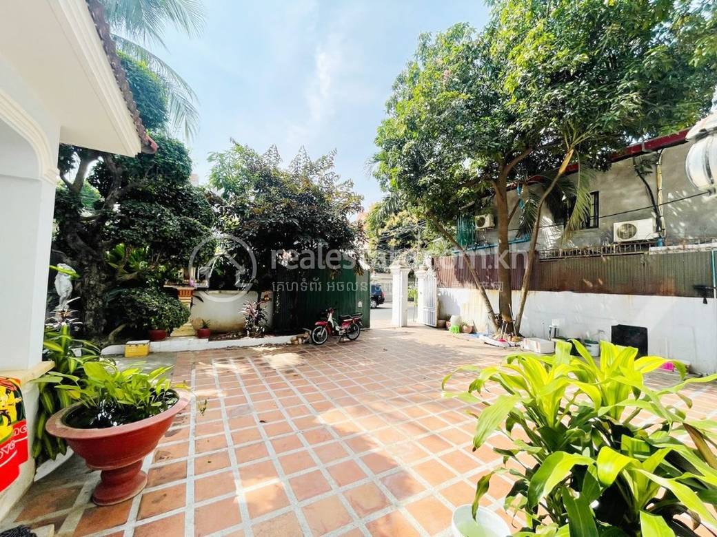 Villa For Rent in Toul Kork $2,500