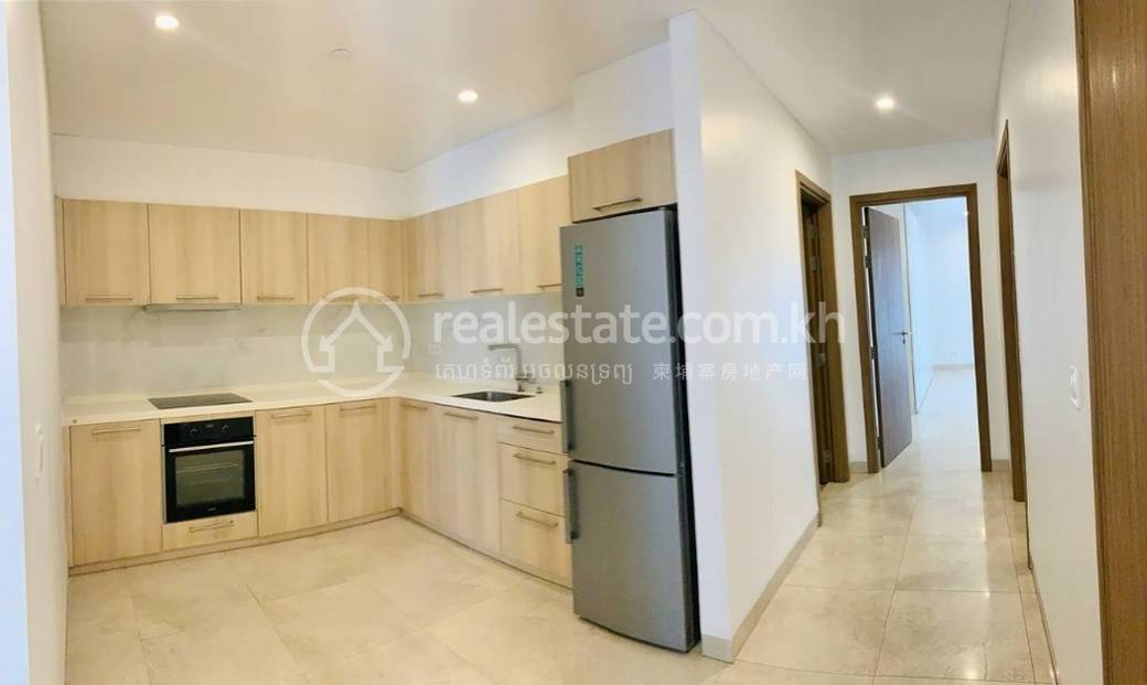 Condo For Rent with 1 Parking Space