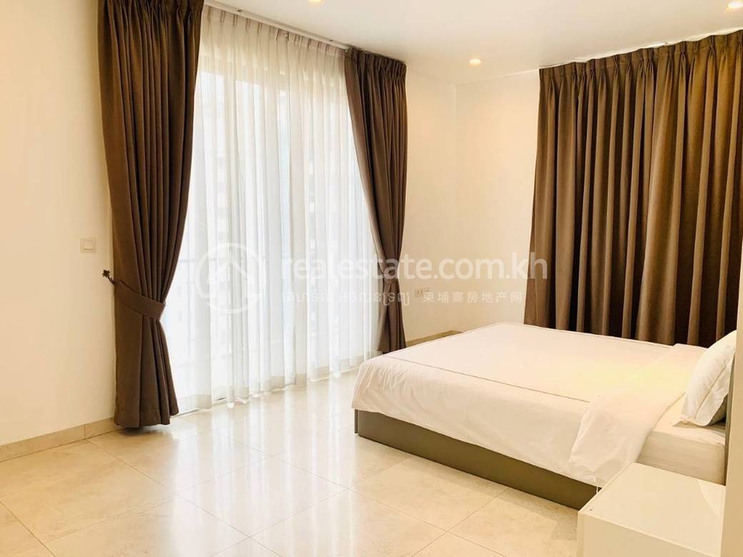 Condo For Rent in Tonle Bassac, Chamkarmon, Phnom Penh