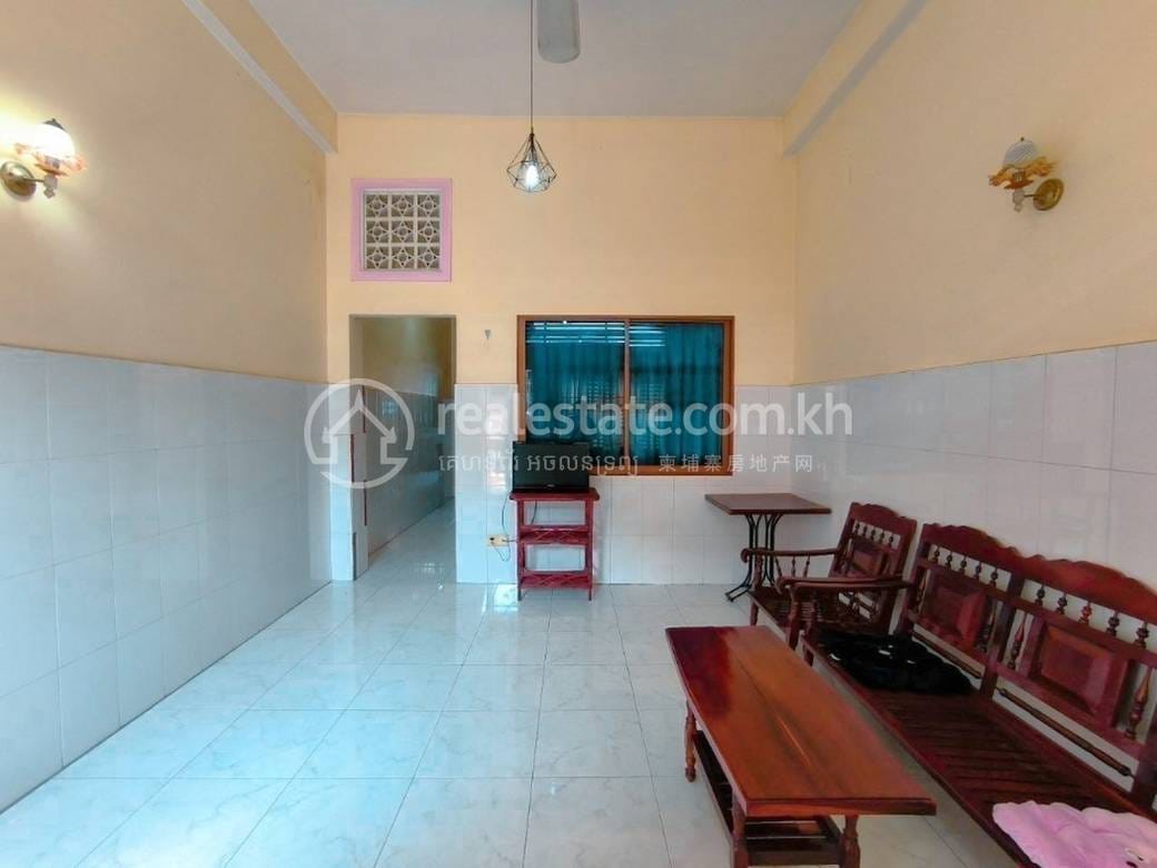 Apartment For Rent in Daun Penh $300