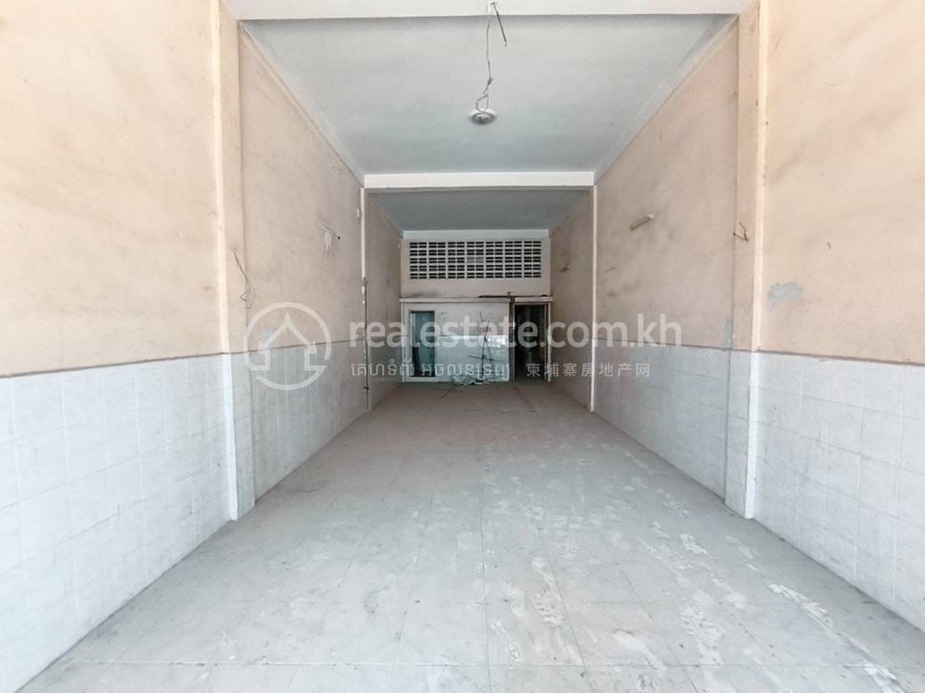6卧室店屋出租，价格$2,500