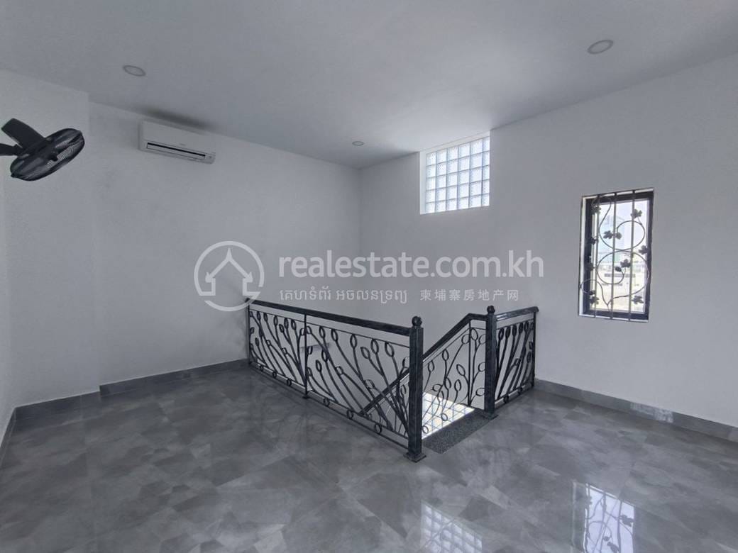 Budova For Sale & Rent in Daun Penh $680,000