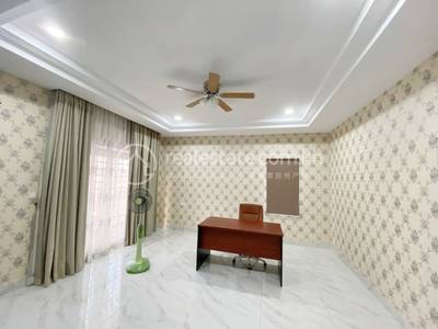 និរោធ, ច្បារអំពៅ, ភ្នំពេញ