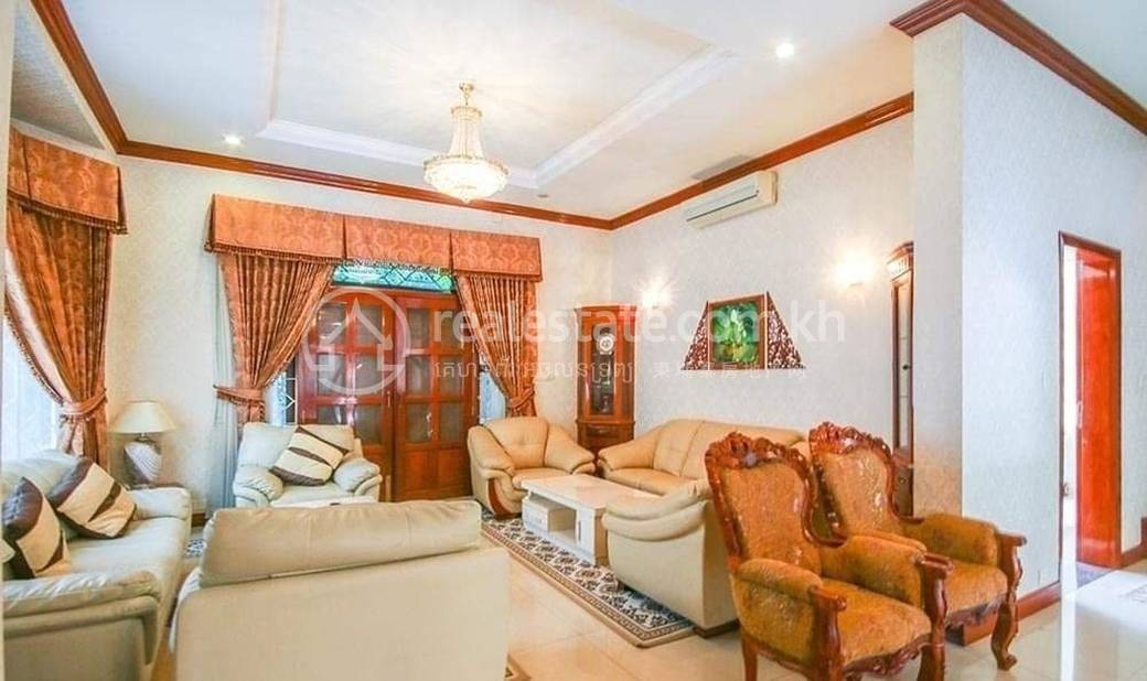 Tonle Bassac Villa For Rent in Tonle Bassac