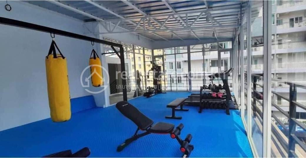 $350 Condo