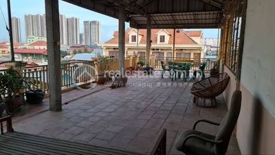 Flat House Na prodej in Tonle Bassac, Chamkarmon, Phnom Penh
