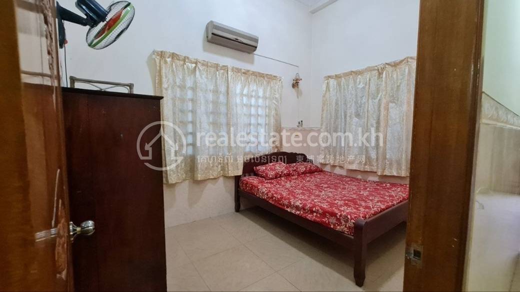 114.4 sqm Land Size Flat House Na prodej