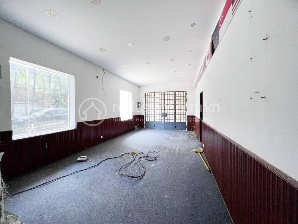 651 sqm Land Size CommercialShophouse K pronájmu for $3,000