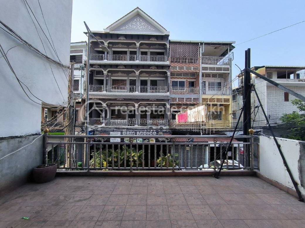 6卧室店屋出售，价格$1,300,000