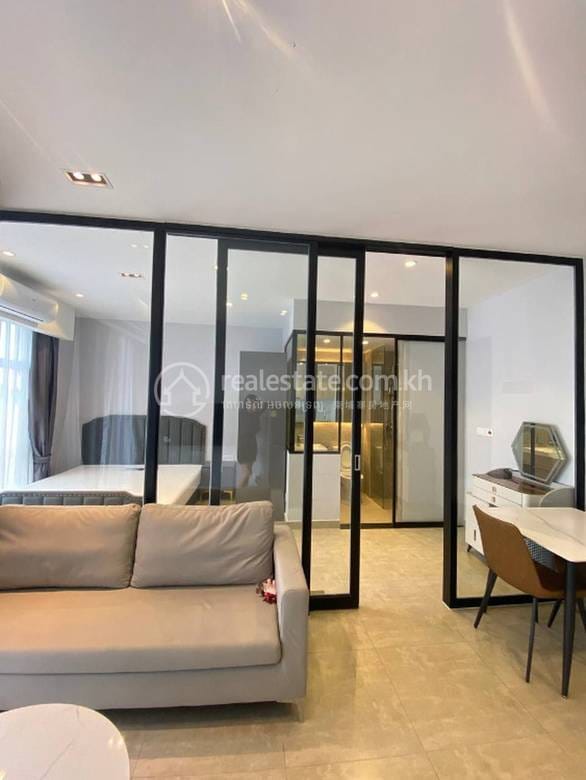ខុនដូ សំរាប់ជួល នៅToul Kork តម្លៃ $450