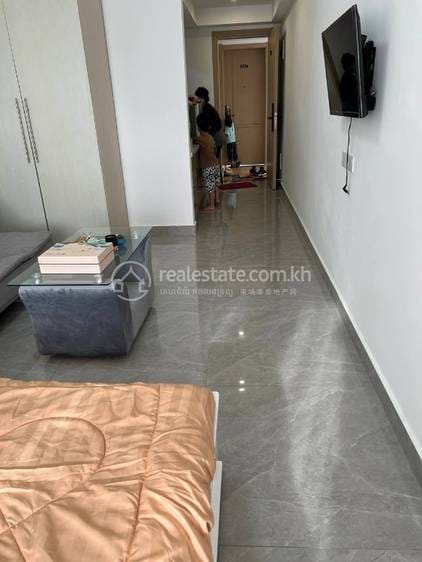 Daun Penh Condo For Rent in Daun Penh