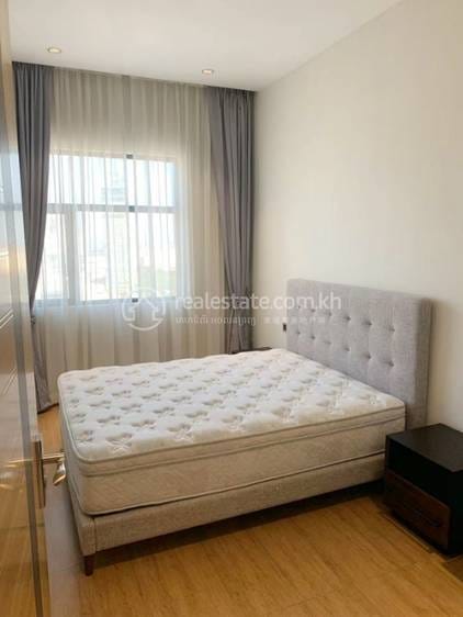 Zařízeno Condo K pronájmu