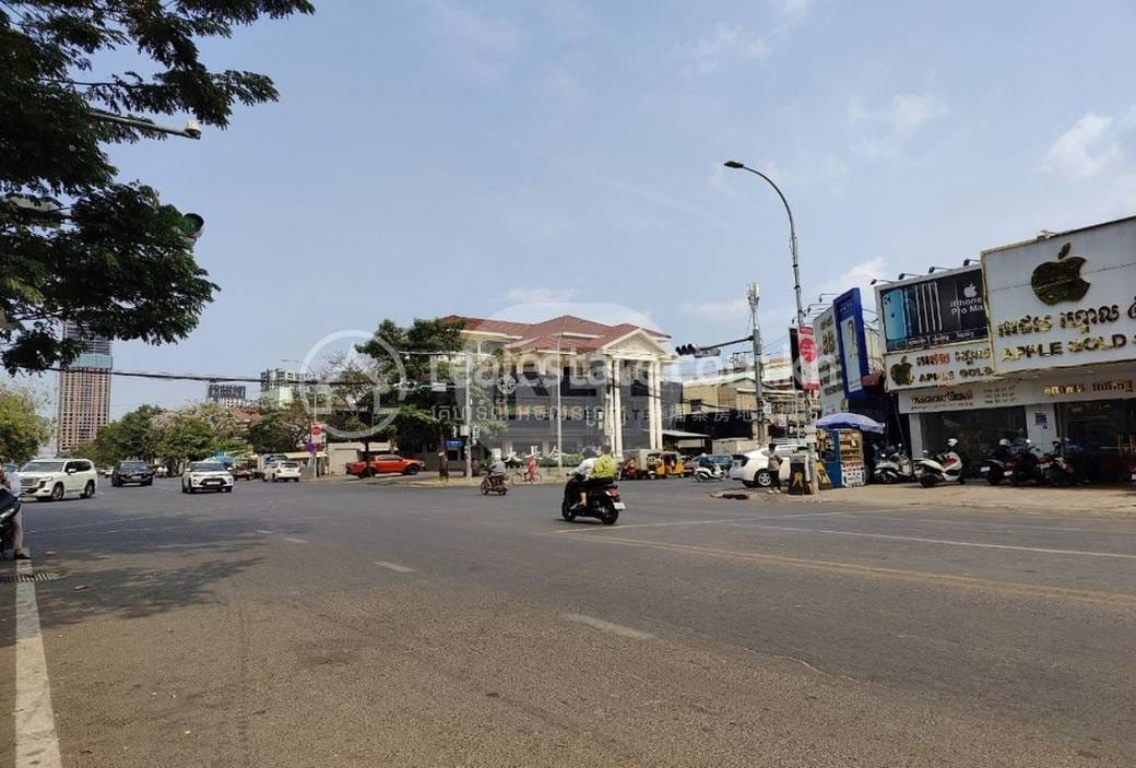Shophouse K pronájmu in Boeung Kak 2, Toul Kork, Phnom Penh