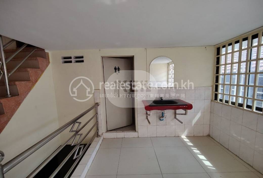 Shophouse K pronájmu in Toul Kork $1,000