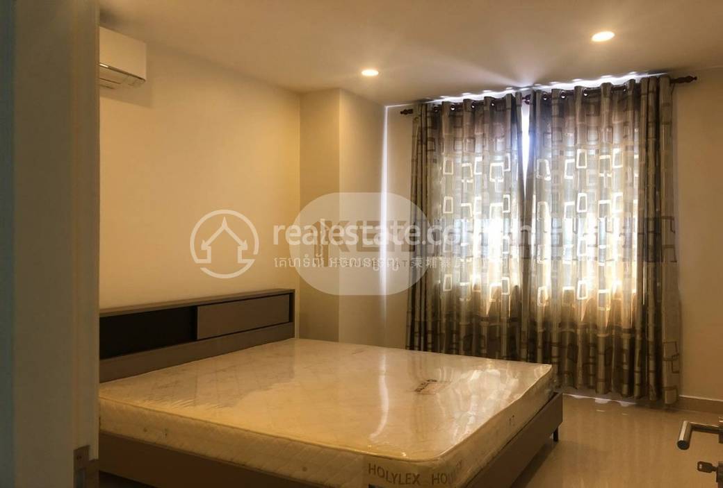 Condo For Sale & Rent avec 1 place de parking
