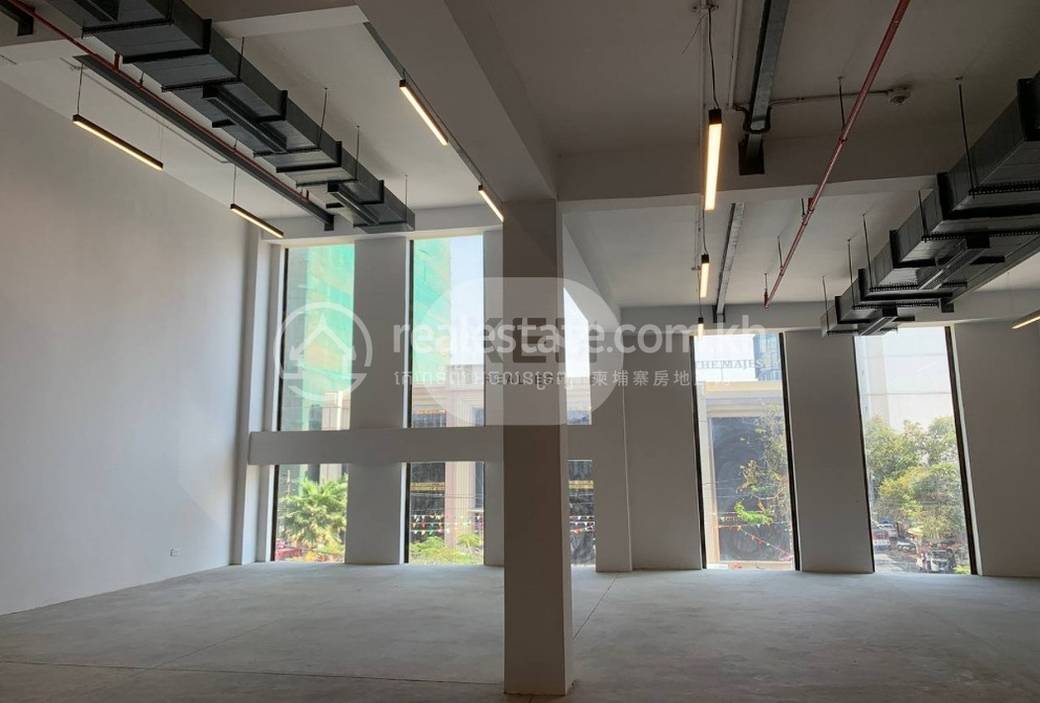Kanceláře K pronájmu in Daun Penh $2,440