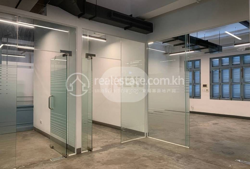 Kanceláře K pronájmu in Daun Penh $2,900