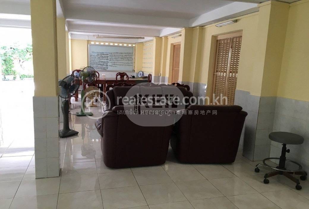 Villa For Rent in Boeng Reang, Daun Penh, Phnom Penh