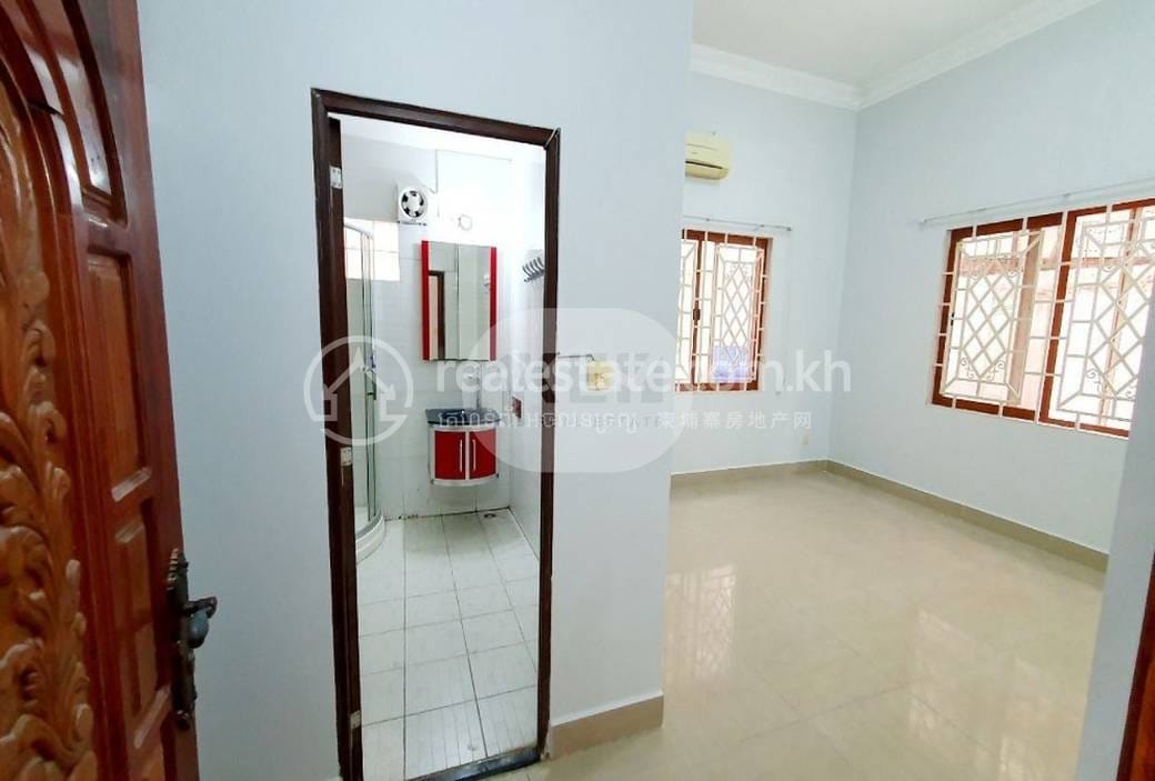 Villa For Rent with 1 Parking Space