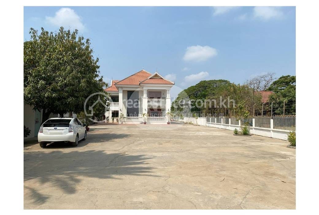 Офисы Для Аренды in Chroy Changvar $1,000