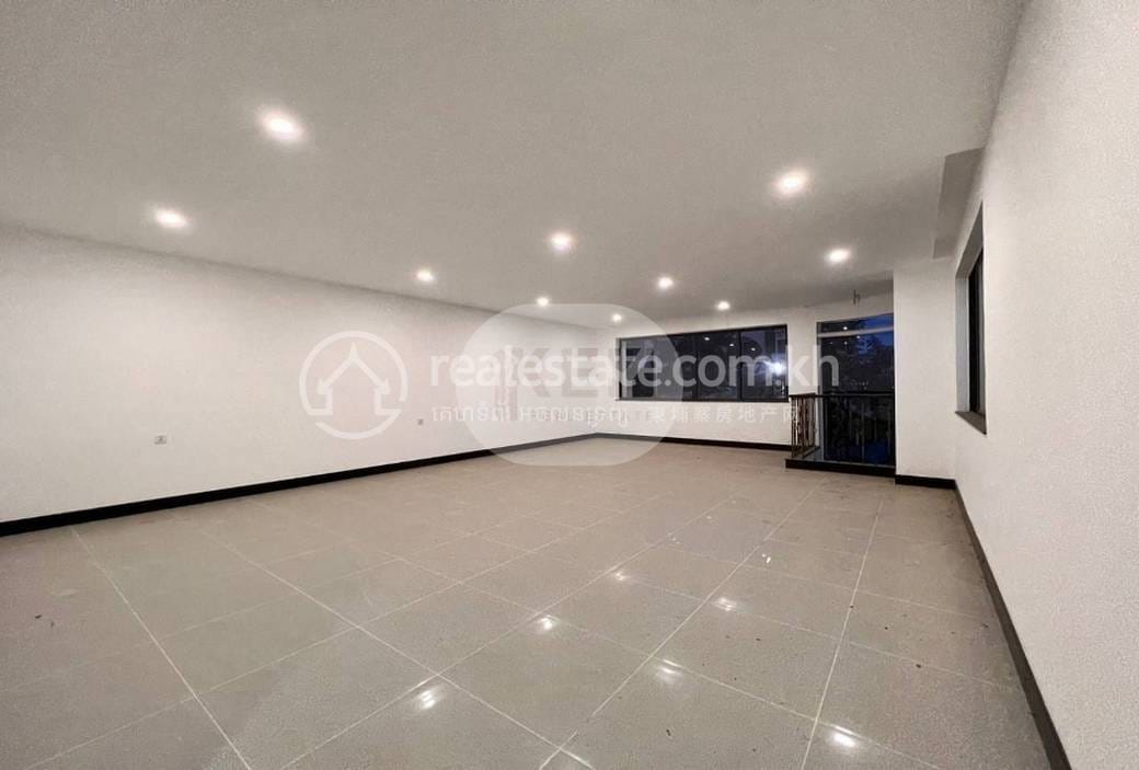 Preaek Lieb店屋出售，位于Preaek Lieb