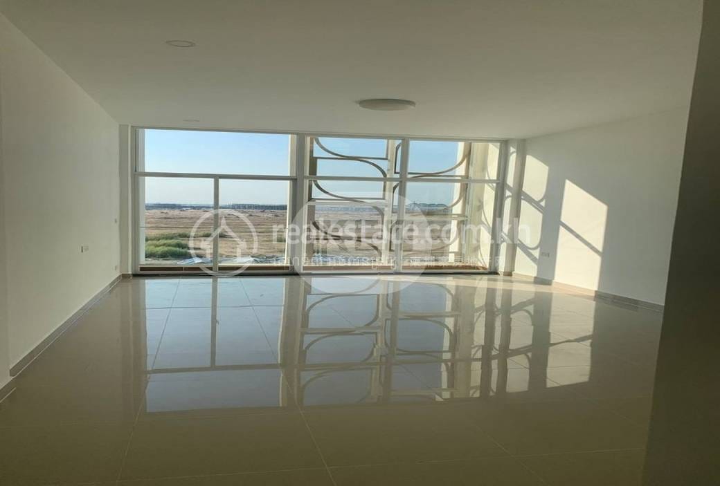 Maison-boutique À louer à Chroy Changvar $700