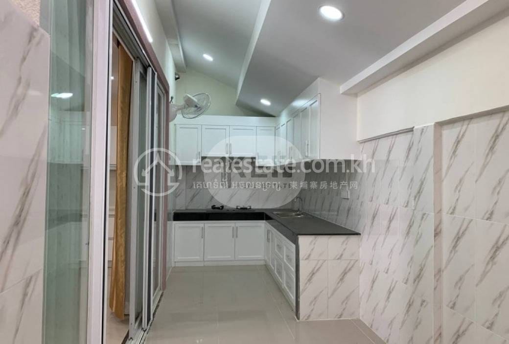 Chroy Changvar店屋出租，价格$1,000