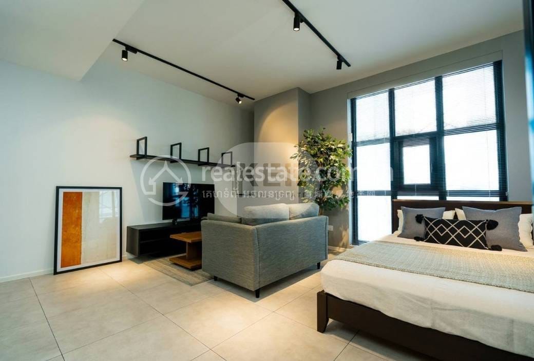 Condo For Sale in Chroy Changvar $141,900