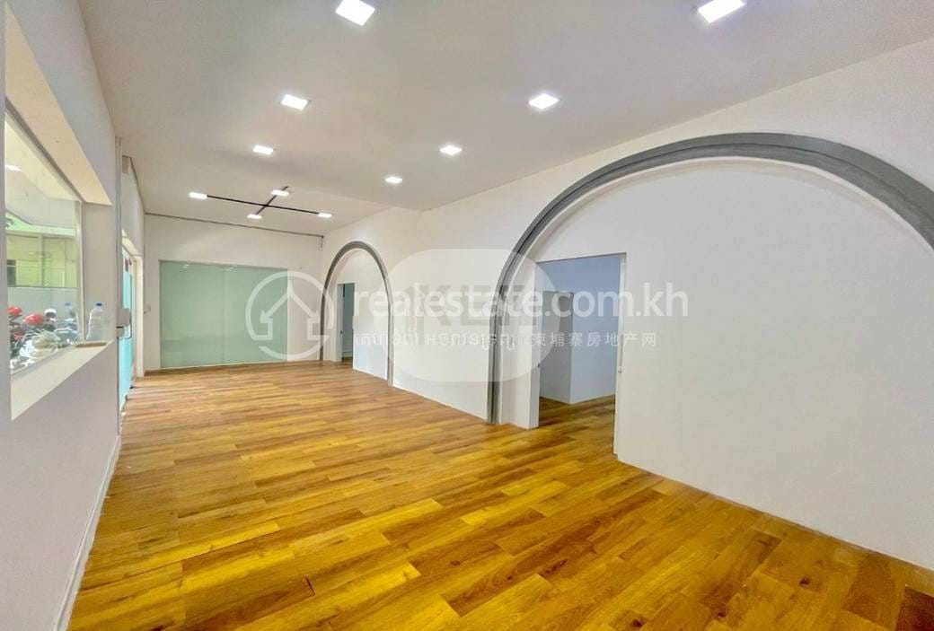 Kanceláře K pronájmu in Boeng Keng Kang $960