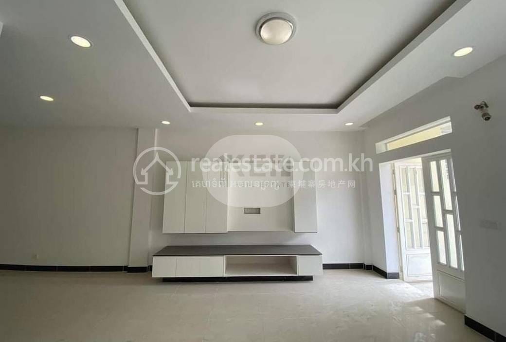House and lot出售，位于普莱克·里布, 水净华区, 金边