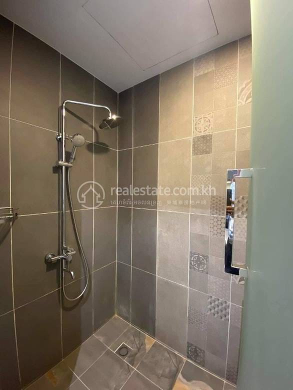 Apartment For Rent with 1 Parking Space