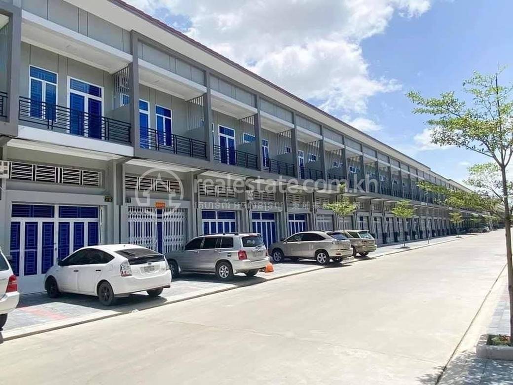 Borey Hong Lay | Flat House For Sale with 2 Parking Space