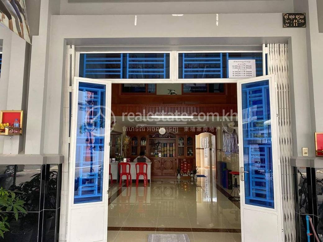 Borey Hong Lay | Chaom Chau Flat House For Sale in Chaom Chau