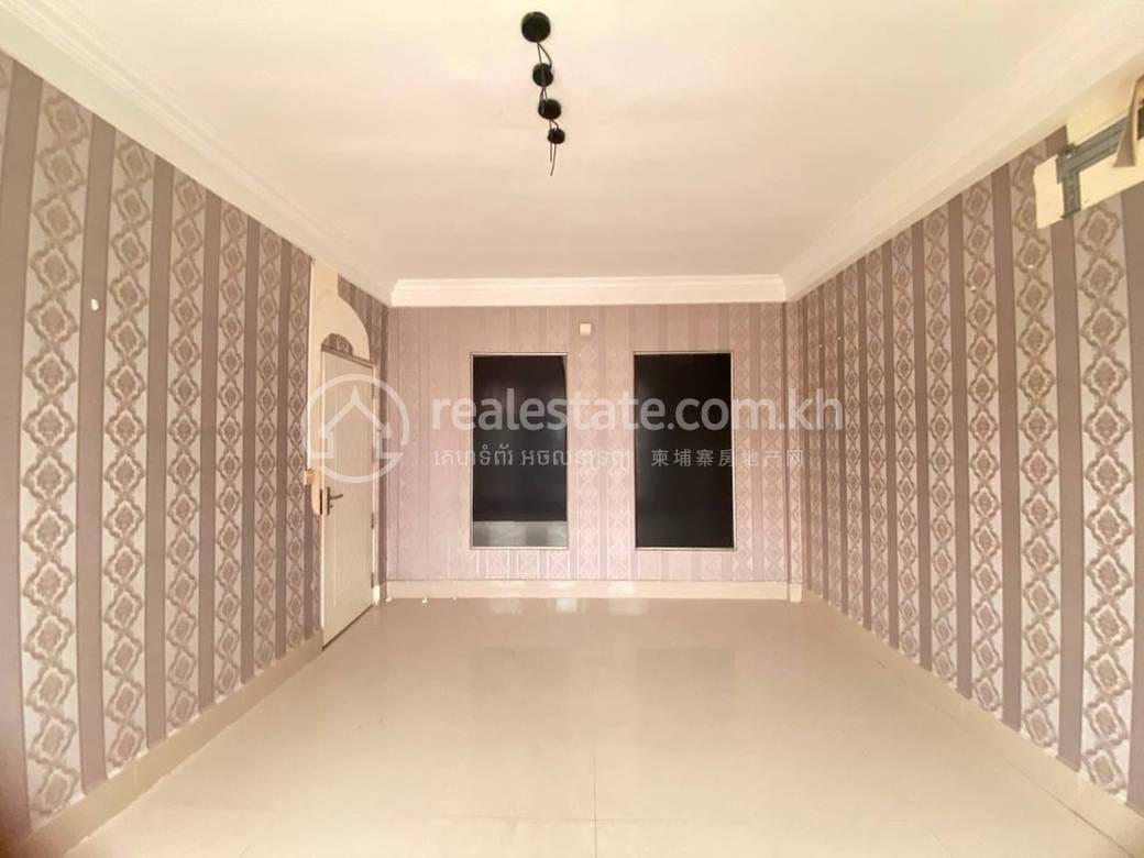 7 Makara商业用地出租，位于Veal Vong7 Makara，价格$2,500