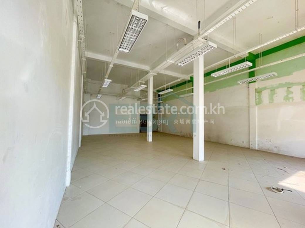 Sla Kram CommercialShophouse K pronájmu in Sla Kram
